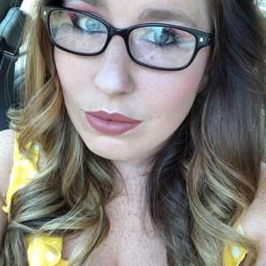 Meet your Posher, Leandra